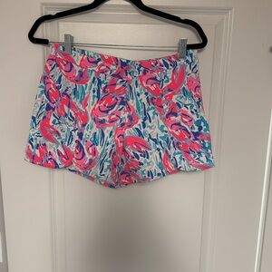 Lilly Pulitzer scalloped shorts size 4